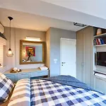 Stylish And High-End Designer Apartments In City Center