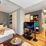 Stylish And High-End Designer Apartments In City Center