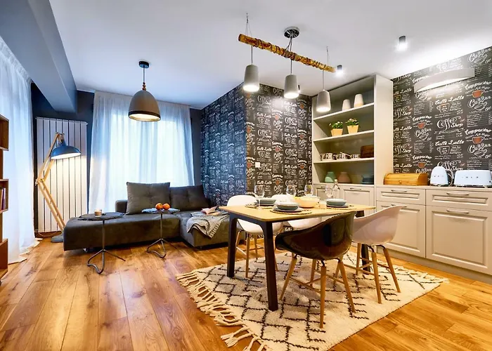 Stylish And High-End Designer Apartments In City Center
