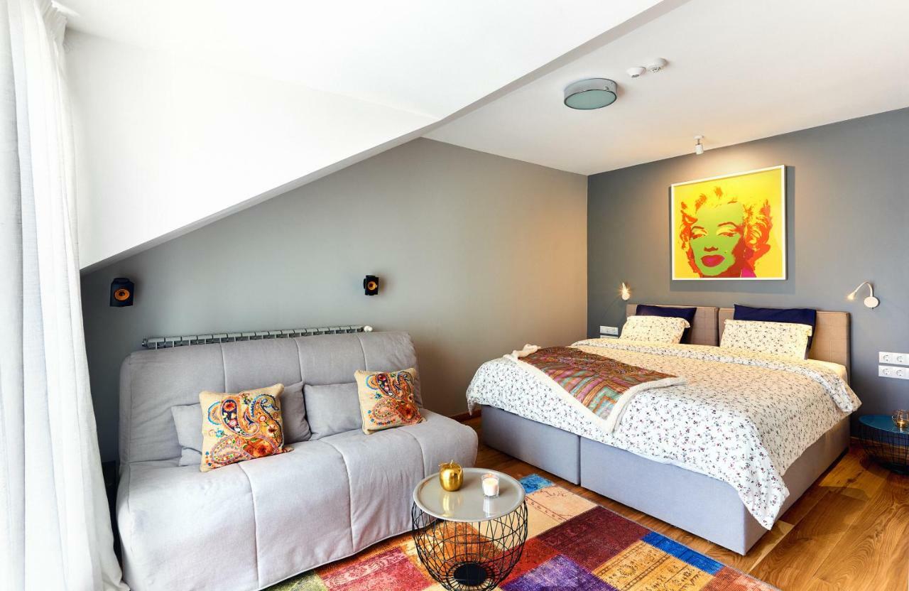 Apartment Stylish And High-end Designer In Center Sofia