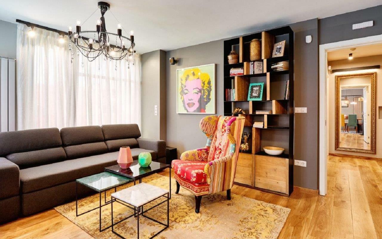 Apartment Stylish And High-end Designer In Center Sofia